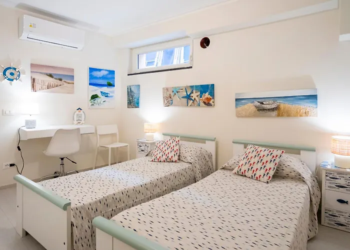 Villa Liliana - Faro - Esclusivo con Accesso Diretto alla Spiaggia * Varigotti