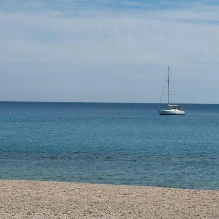 Liliana - Faro - Esclusivo Con Accesso Diretto Varigotti